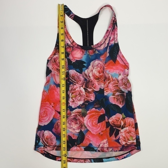 Lululemon Lighten Up Singlet Tank in Secret Garden - Picture 6 of 6